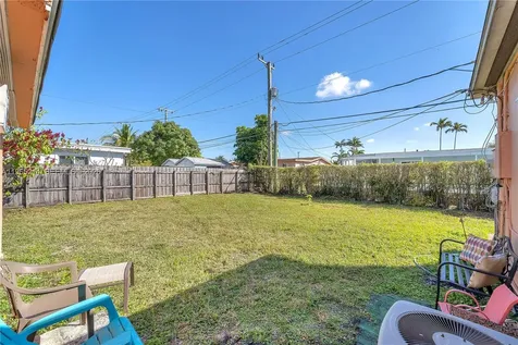 3235 SW 93rd Court Miami FL 33165