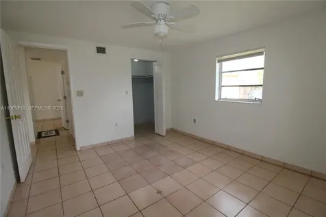 3235 SW 93rd Court Miami FL 33165