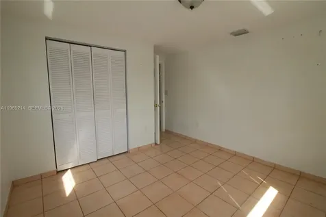 3235 SW 93rd Court Miami FL 33165