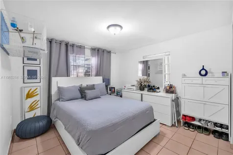 3235 SW 93rd Court Miami FL 33165