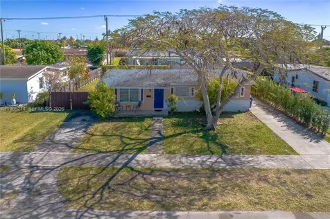3235 SW 93rd Court Miami FL 33165
