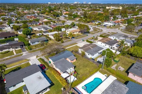 3235 SW 93rd Court Miami FL 33165