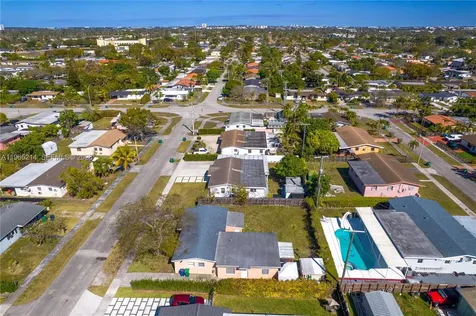 3235 SW 93rd Court Miami FL 33165