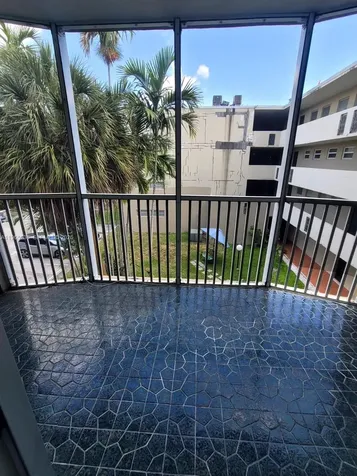 1690 NE 191st Street Miami FL 33179