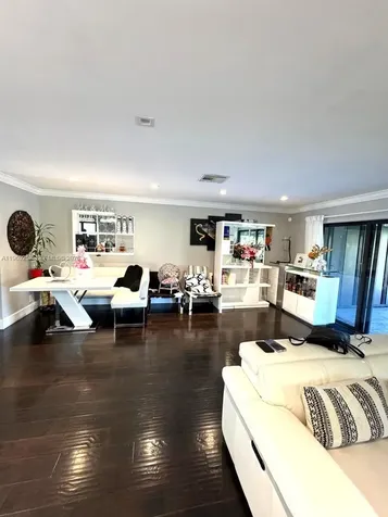 9189 NW 45th Street Sunrise FL 33351