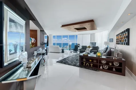 2711 S Ocean Drive Hollywood FL 33019