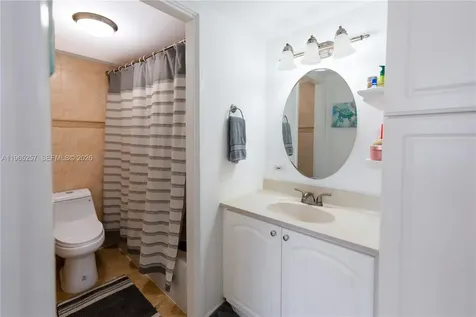 17011 N Bay Road Sunny Isles Beach FL 33160
