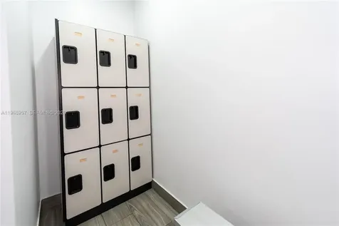 17011 N Bay Road Sunny Isles Beach FL 33160