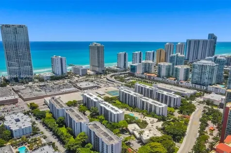17011 N Bay Road Sunny Isles Beach FL 33160