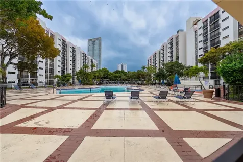 17011 N Bay Road Sunny Isles Beach FL 33160