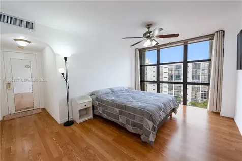 17011 N Bay Road Sunny Isles Beach FL 33160