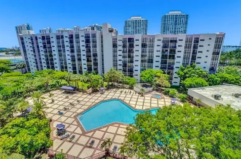 17011 N Bay Road Sunny Isles Beach FL 33160