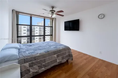 17011 N Bay Road Sunny Isles Beach FL 33160
