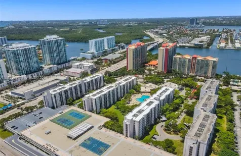 17011 N Bay Road Sunny Isles Beach FL 33160