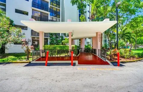 17011 N Bay Road Sunny Isles Beach FL 33160