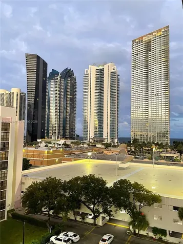 17011 N Bay Road Sunny Isles Beach FL 33160