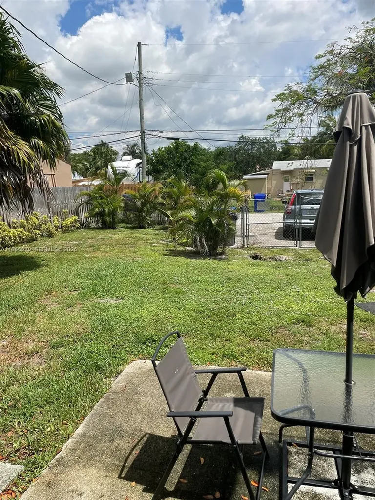 1913 Harding Street Hollywood FL 33020