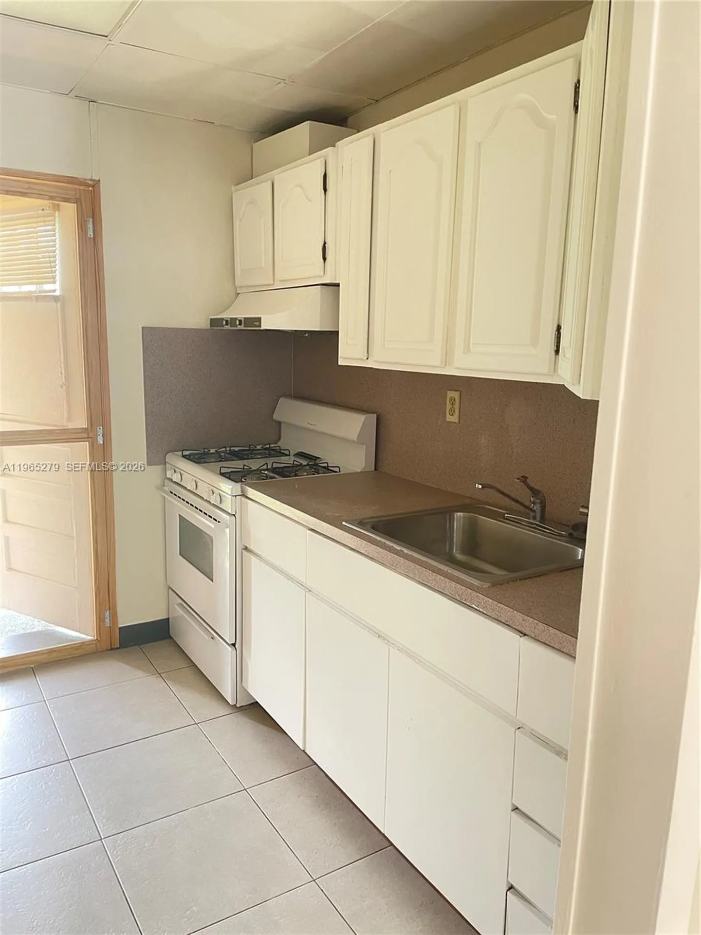 1913 Harding Street Hollywood FL 33020