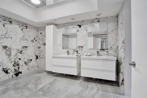 3000 Island Boulevard Aventura FL 33160