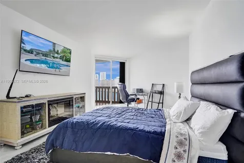 3000 Island Boulevard Aventura FL 33160