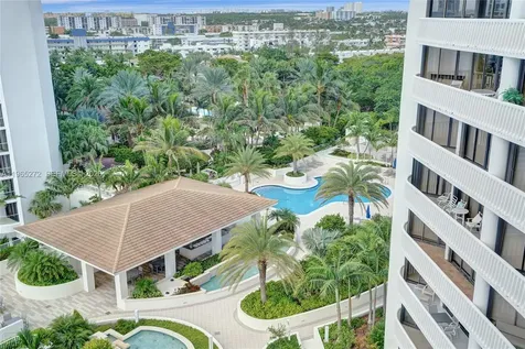 3000 Island Boulevard Aventura FL 33160