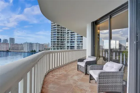 3000 Island Boulevard Aventura FL 33160