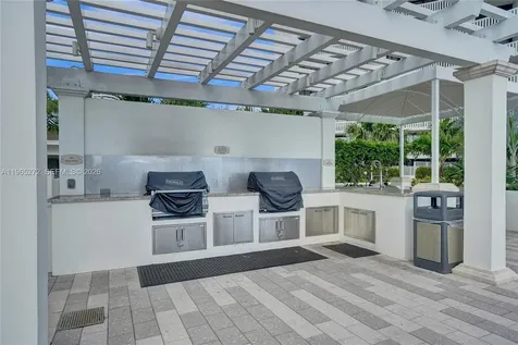 3000 Island Boulevard Aventura FL 33160