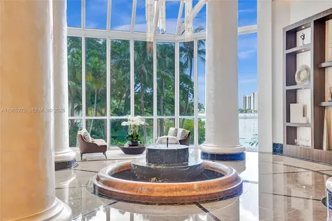 3000 Island Boulevard Aventura FL 33160