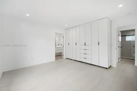 3668 SW 26th Street Miami FL 33133