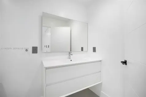 3668 SW 26th Street Miami FL 33133