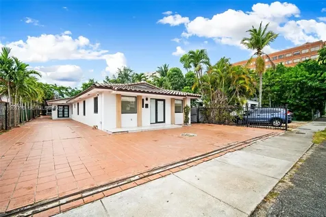 3668 SW 26th Street Miami FL 33133