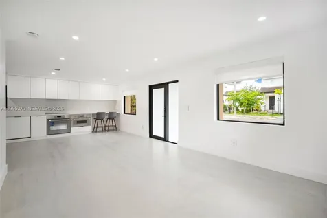 3668 SW 26th Street Miami FL 33133
