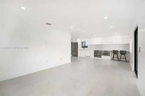 3668 SW 26th Street Miami FL 33133