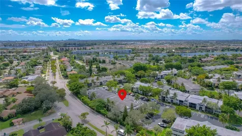927 NE 199th Street Miami FL 33179