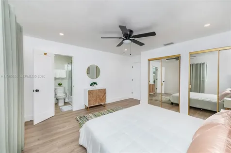 3321 NW 19th Terrace Miami FL 33125