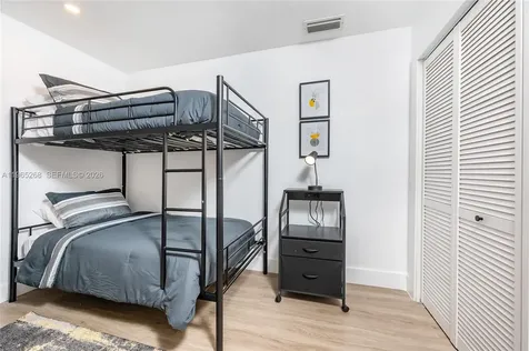 3321 NW 19th Terrace Miami FL 33125