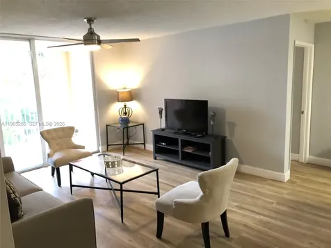 19801 E Country Club Drive Aventura FL 33180