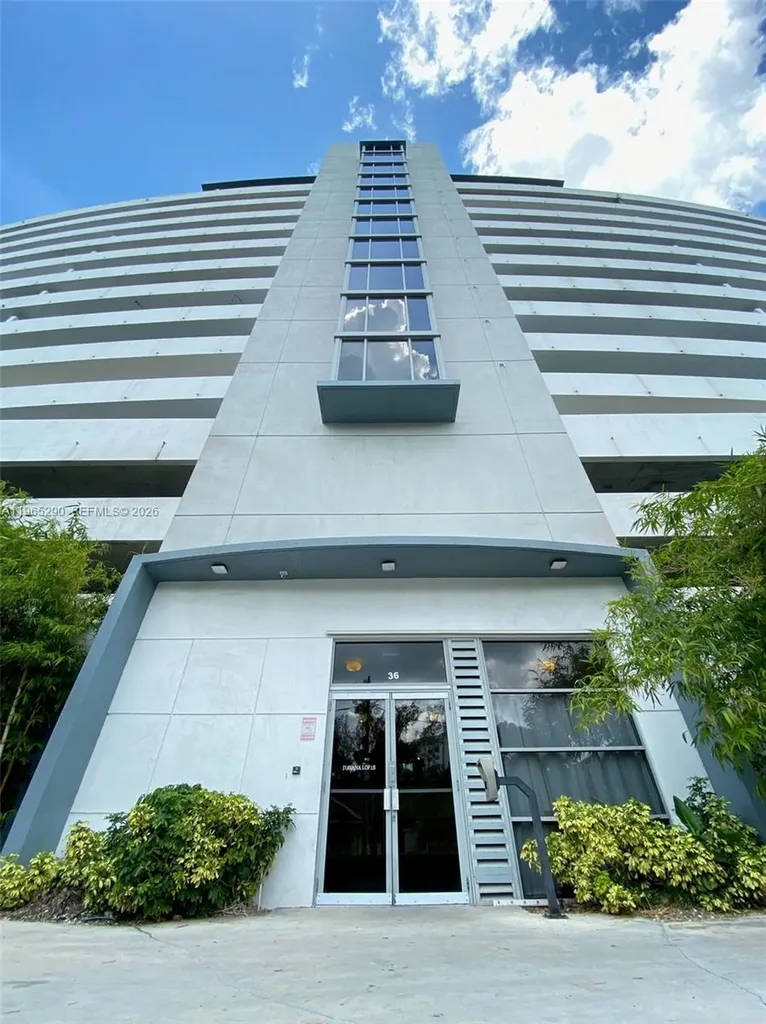 36 NW 6th Avenue Miami FL 33128