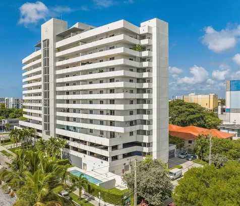 36 NW 6th Avenue Miami FL 33128