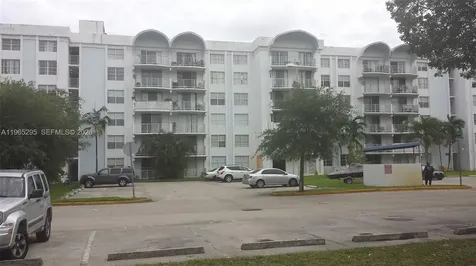 492 NW 165th Street Road Miami FL 33169