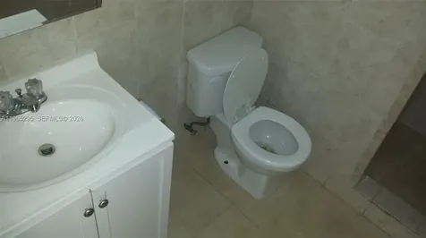 492 NW 165th Street Road Miami FL 33169