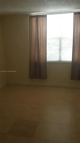 492 NW 165th Street Road Miami FL 33169