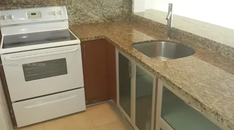 492 NW 165th Street Road Miami FL 33169