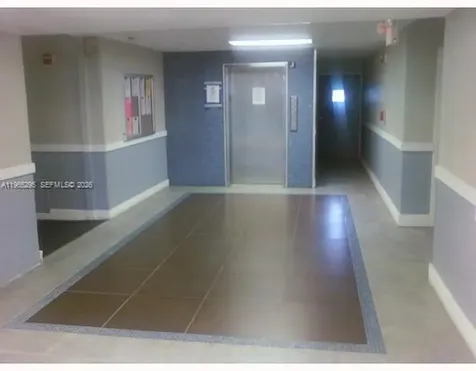 492 NW 165th Street Road Miami FL 33169