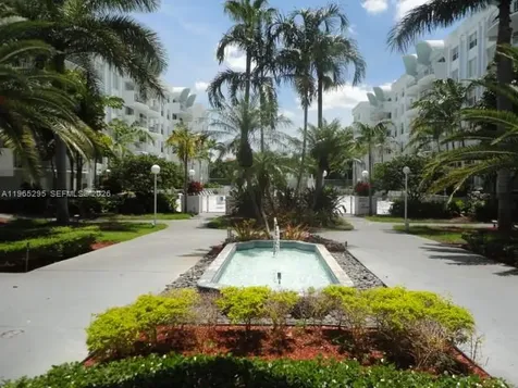 492 NW 165th Street Road Miami FL 33169