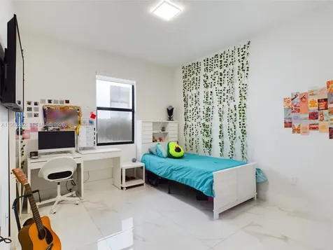 14560 SW 22nd Terrace Miami FL 33175