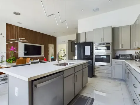 14560 SW 22nd Terrace Miami FL 33175