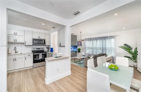3321 NW 19th Terrace Miami FL 33125
