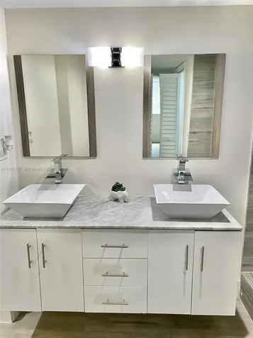 8897 Fontainebleau Boulevard Miami FL 33172
