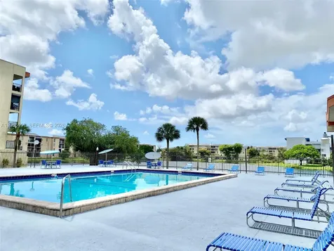 8897 Fontainebleau Boulevard Miami FL 33172